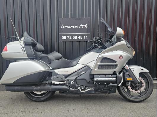 HONDA GL1800 GOLDWING
