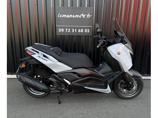 YAMAHA X-MAX 125 TECH MAX +